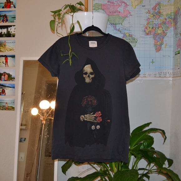 Yeezus Tour tee by Kanye West - Picture 3 of 5